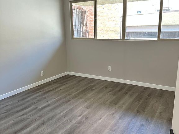 3rd image of 5515 W 6th St #5517