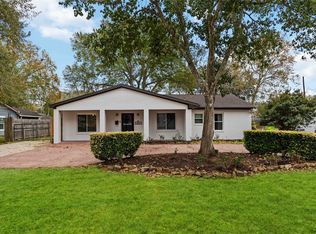 1721 Jones St, Rosenberg, TX 77471