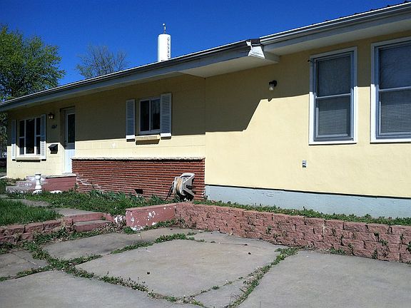 3rd image of 420 N 1st St