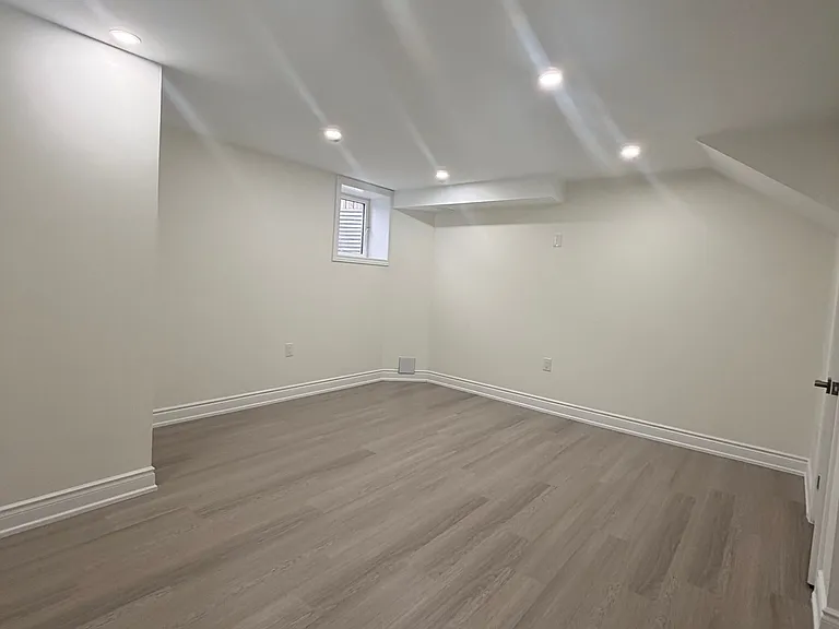 1 Hincks Dr #420 — Photo 5