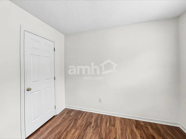 12627 Waterfall Pl — Photo 17