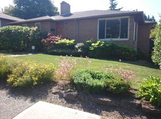 4111 SW Barton St, Seattle, WA 98136