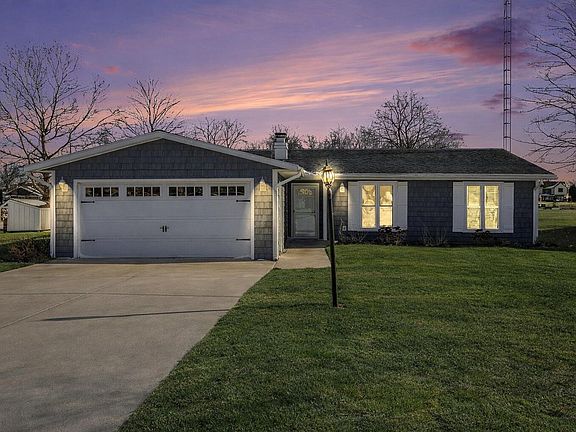 2nd image of 731 Blackfoot Ct