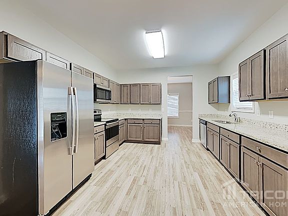 5th image of 4206 Effie Seward Dr