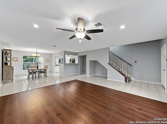 3rd image of 9019 Beaudine Ave
