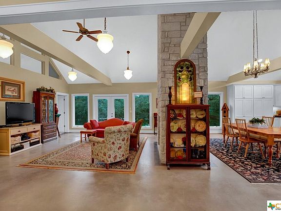5th image of 763 Falconwood Dr