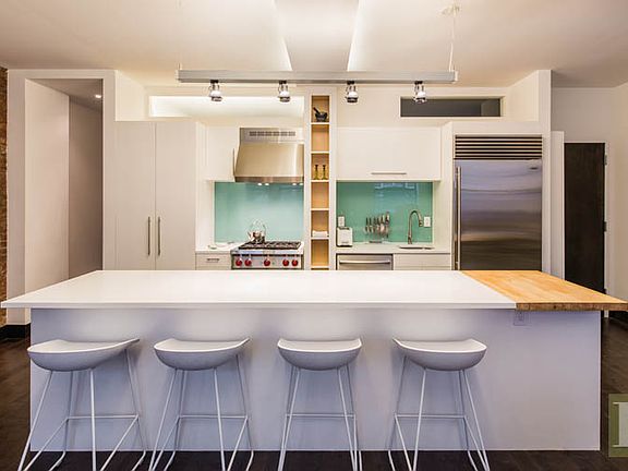 2nd image of 528 W 111th St APT 26