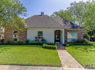 5188 Creek Valley Dr, Zachary, LA 70791