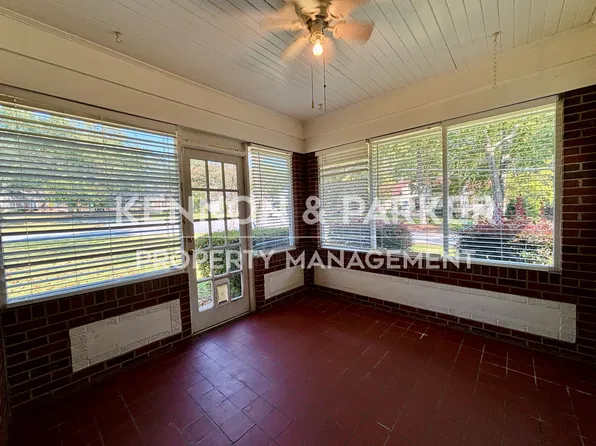1810 Saint Elmo Dr, Columbus, GA 31901