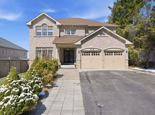2A View St, Ajax, ON L1Z1E4