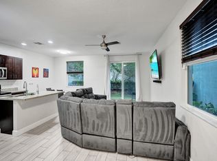 4737 NW 48th Ter, Tamarac, FL 33319