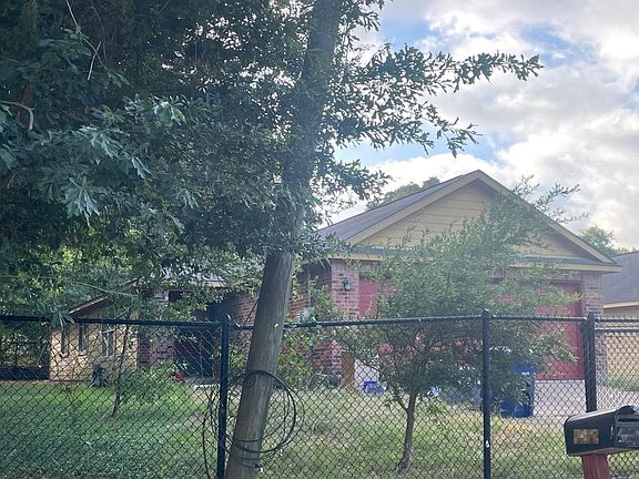 3rd image of 634 Avenue H