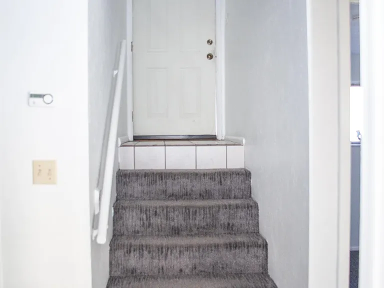242 E 500 N — Photo 29