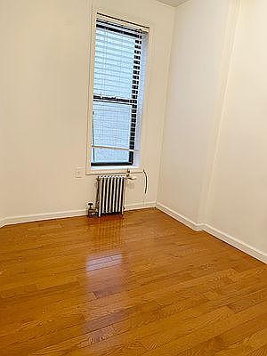 5th image of 56 Henry St #6FE
