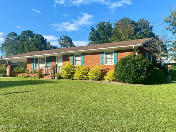 419 S Cumberland Street, Wallace, NC 28466