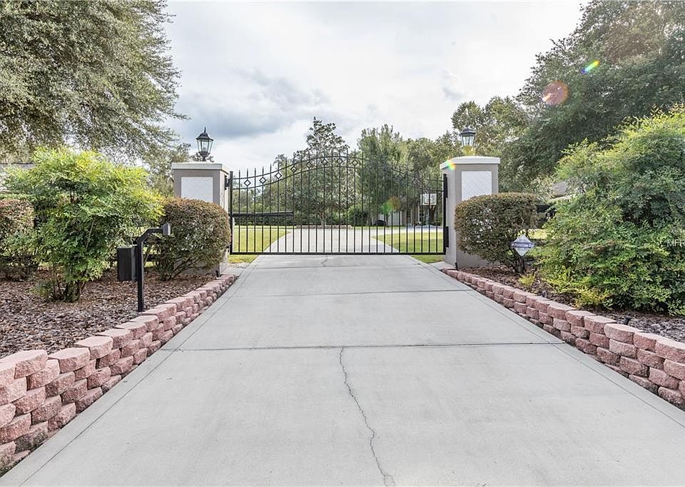1st image of 28214 Sleepy Bear Ln