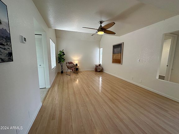 5th image of 1342 W EMERALD Avenue #368