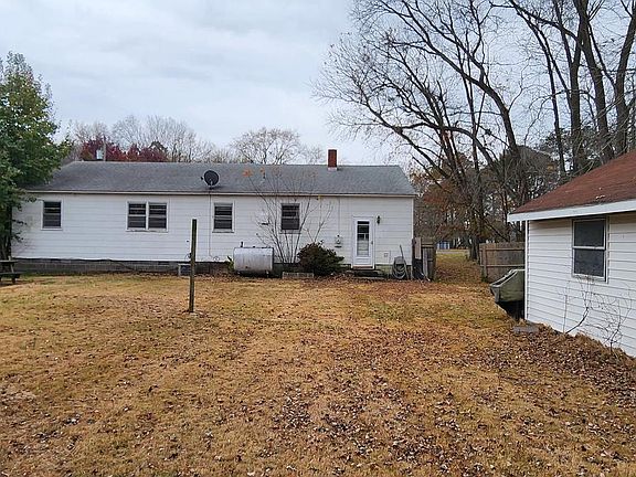 2nd image of 34598 Pitts Ave