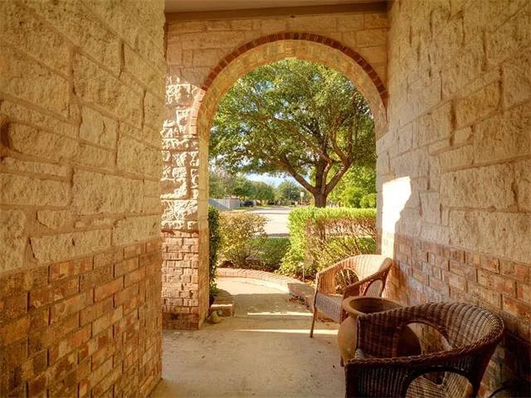 4013 Galena Hills Dr — Photo 3