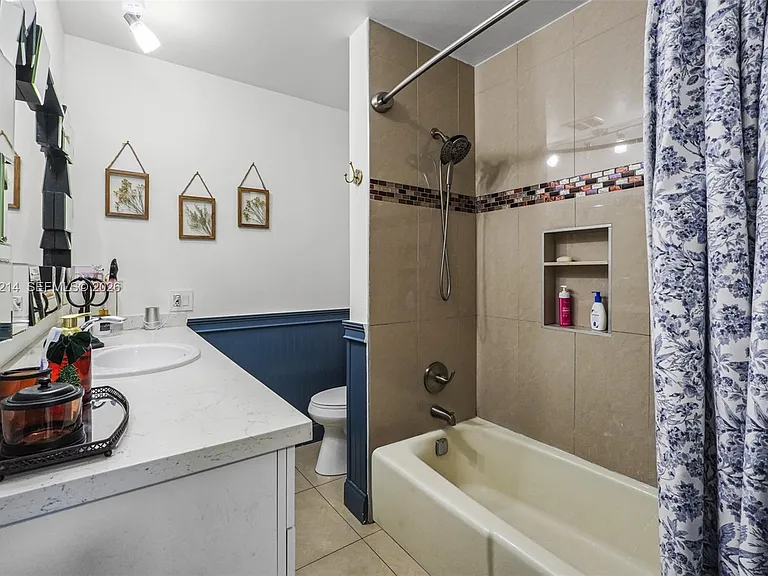 3701 NW 114th Ave — Photo 21