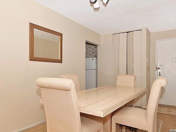 5th image of 3 Birchwood Ct APT 2B