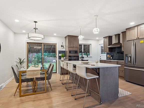 5th image of 3384 W Arlington Avenue