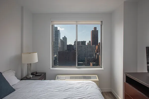 Rented by Maidman Realty Group LL | media 20