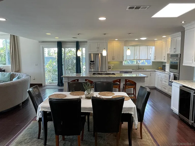 2353 Cowley Way — Photo 12