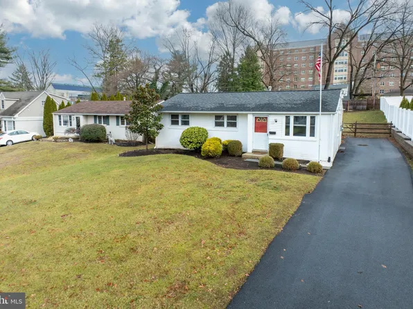 717 S Wayne St, West Chester, PA 19382