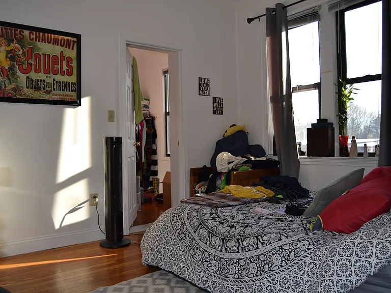 33 Egremont Rd #1 — Photo 15