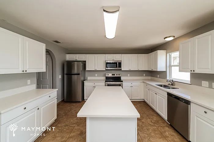 12627 Lake Vista Dr — Photo 7