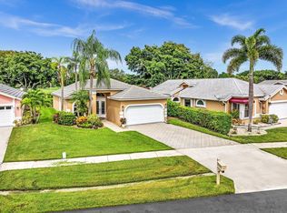 6105 Beaconwood Rd, Lake Worth, FL 33467