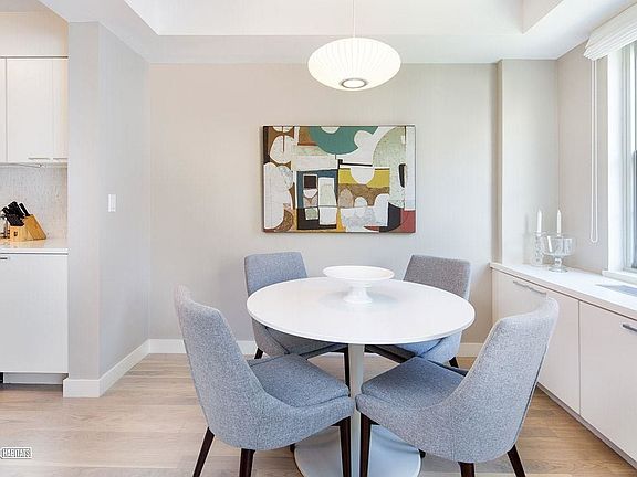 3rd image of 245 E 80th St APT 5B