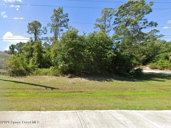 380 Osmosis Dr SW, Palm Bay, FL 32908