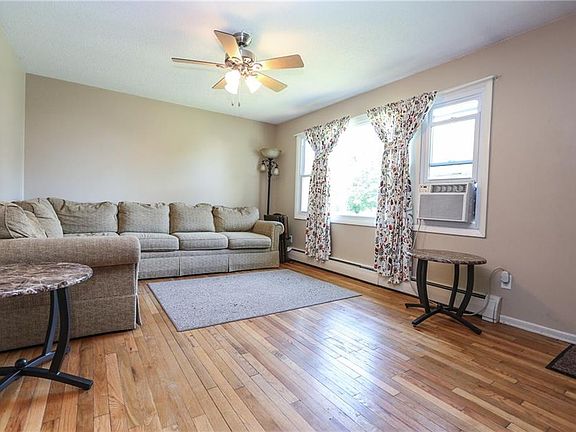 2nd image of 49 Douglas Dr