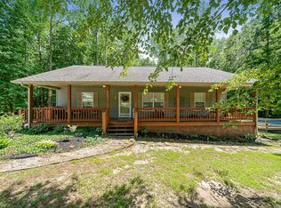 917 Buffalo Trl, Clarkrange, TN 38553
