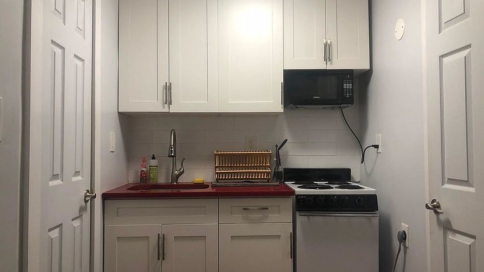 1st image of 3925 24th St APT 2B