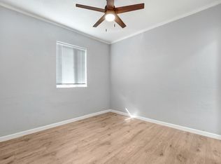 8013 S Hoover St #8015, Los Angeles, CA 90044