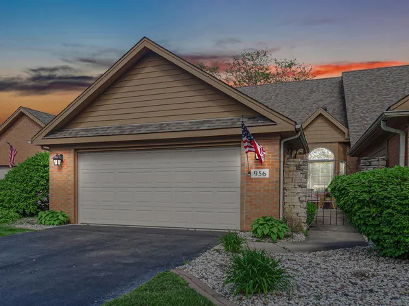 956 Cornwallis Ln, Munster, IN 46321