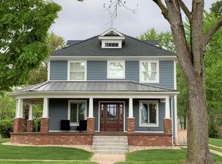 404 E Lake Shore Dr, Culver, IN 46511