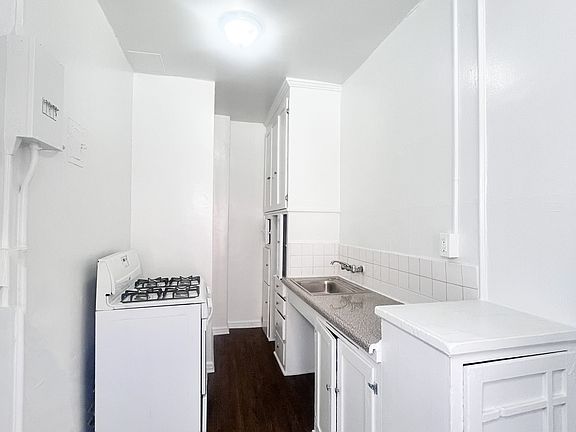 3rd image of 526 S Union Dr #2538915c7