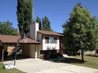 1762 Moor Ln, Orem, UT 84057