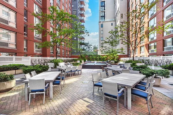 Sold by Compass | media 5