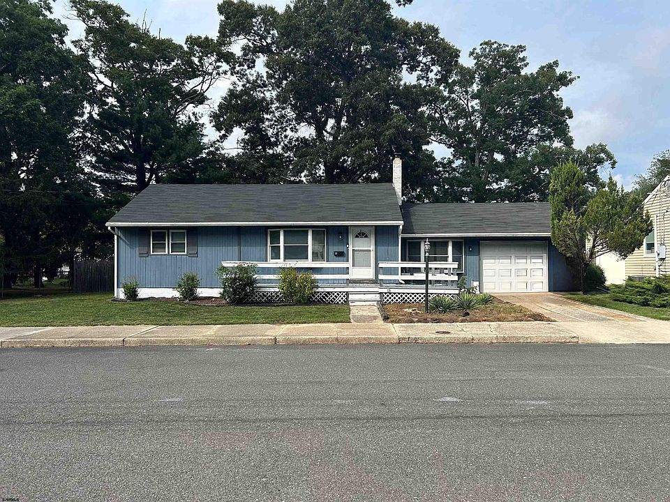 1st image of 6 Locust Dr