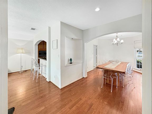 4th image of 62 N Abram Cir