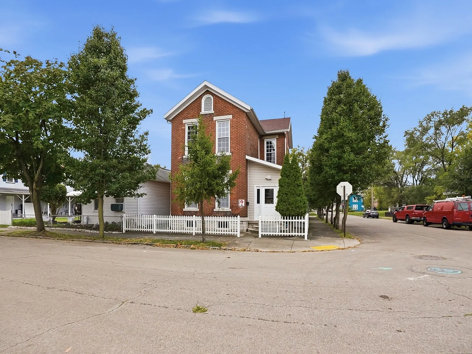 3 bed, 1750 sqft, $1,700 — Photo 3
