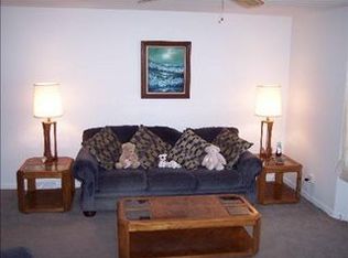 1309 Wood Trl, Elk Grove Village, IL 60007