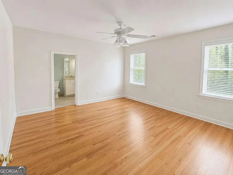 479 Woodward Ave SE — Photo 9