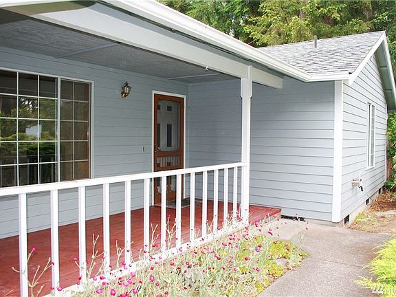 3rd image of 3507 Cologne Ct SE