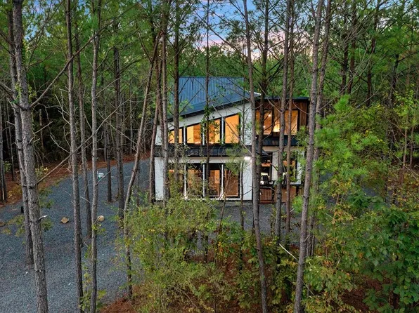 165 Bear Cedar Trl, Broken Bow, OK 74728